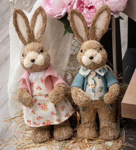 Coniglio H40cm in paglia con vestito rosa / blu