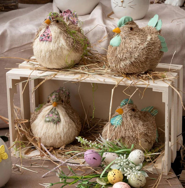 Pulcino di pasqua in paglia